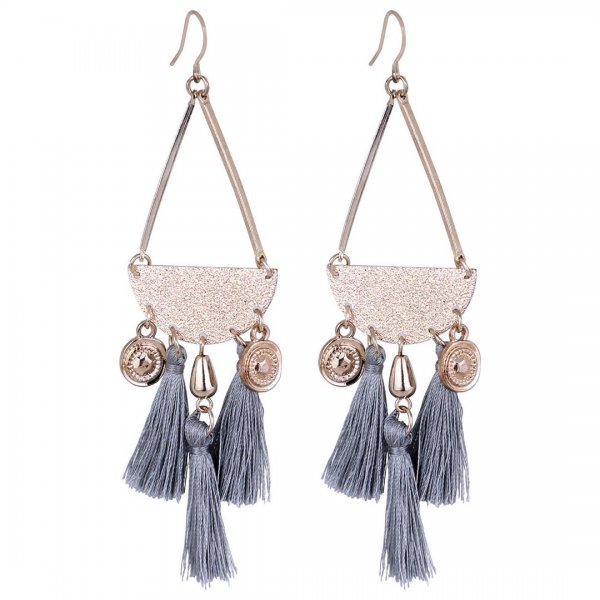 گوشواره لاویسا (LOVISA) استرالیا مدل منگوله‌دار رنگ خاکستری